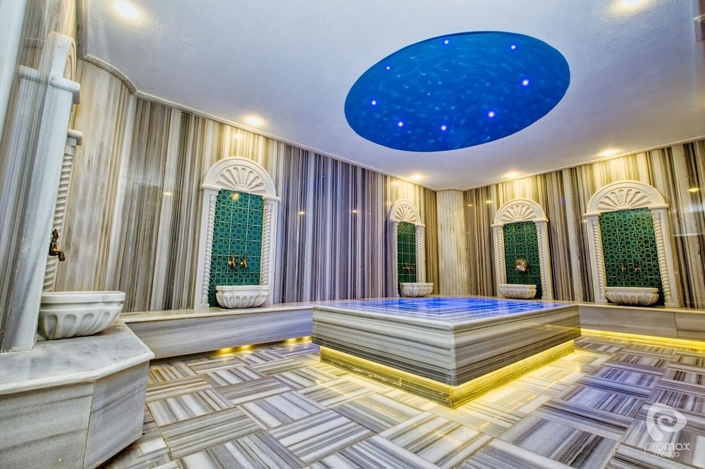 evin park suit and spa