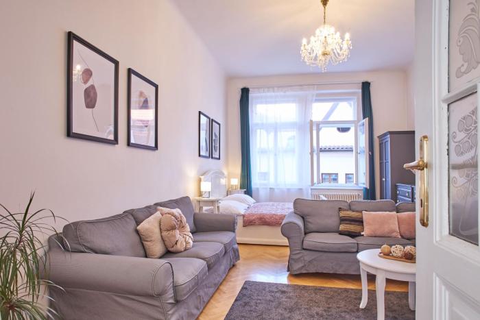 charles bridge premium apartments