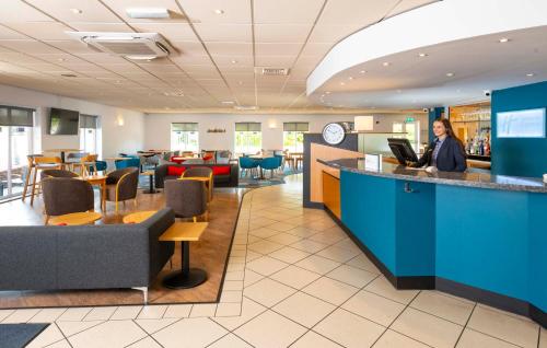 holiday inn express gloucester south by ihg