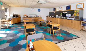 holiday inn express gloucester south by ihg