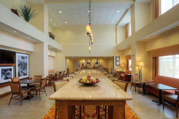 hampton inn and suites mcallen
