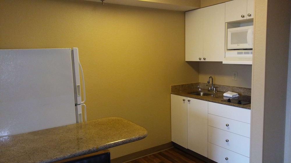 extended stay america suites denver aurora north
