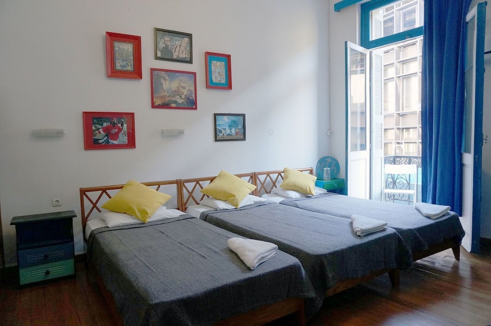 dioskouros hostel