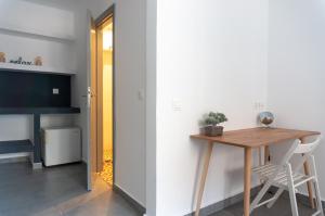 dioskouros hostel