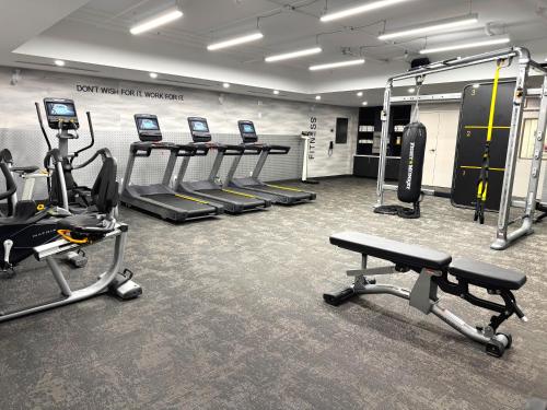 newmarket hotel and suites