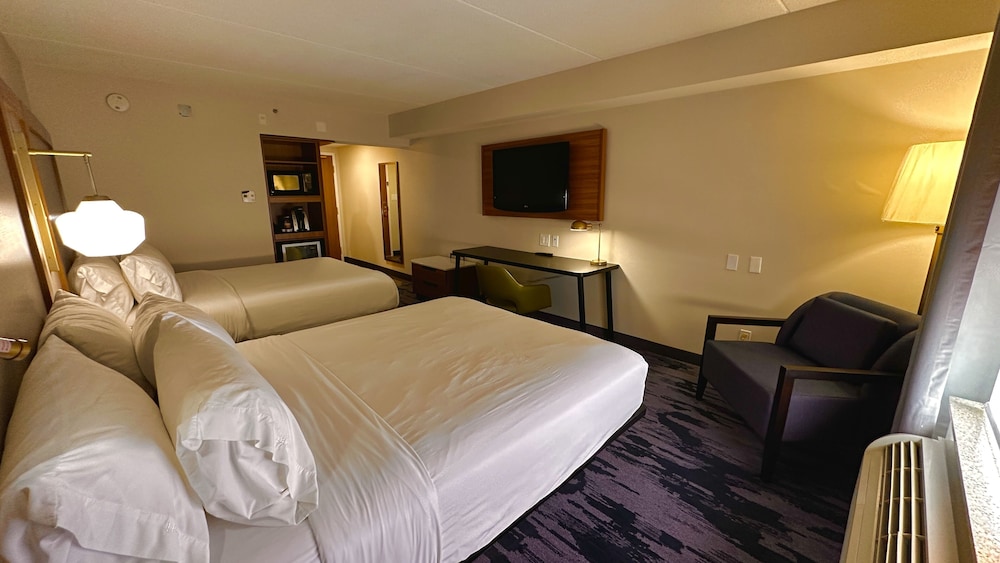 newmarket hotel and suites