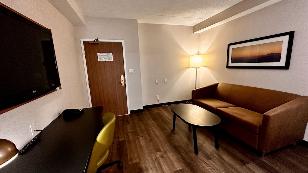 newmarket hotel and suites