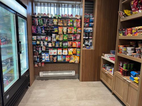 newmarket hotel and suites