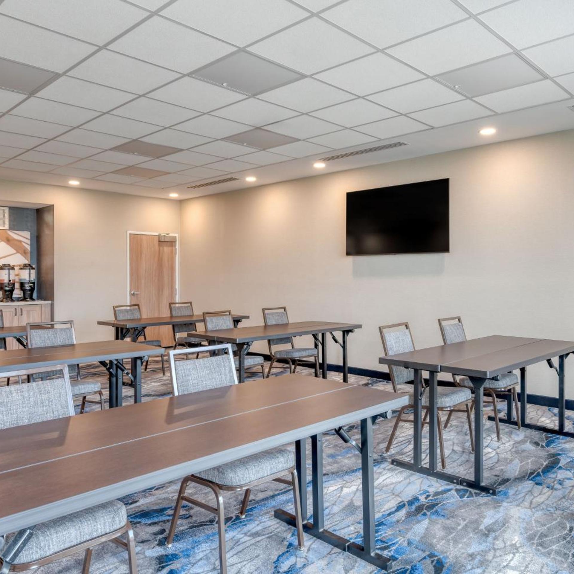 fairfield inn and suites by marriott shelbyville
