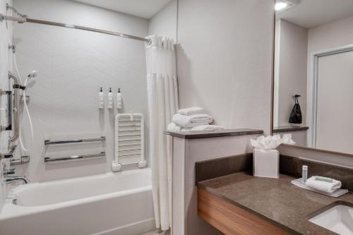 fairfield inn and suites by marriott shelbyville