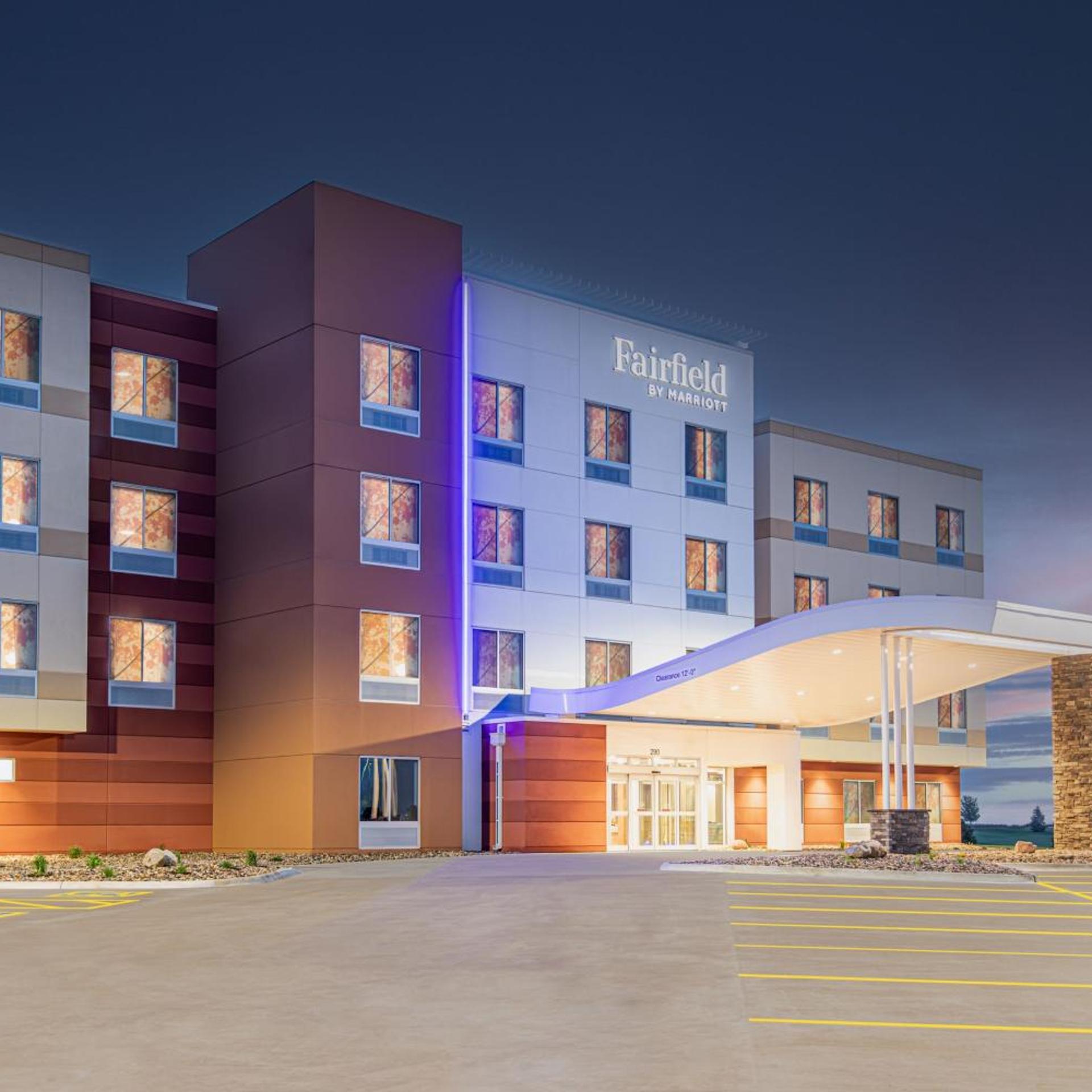 fairfield inn and suites by marriott sioux center