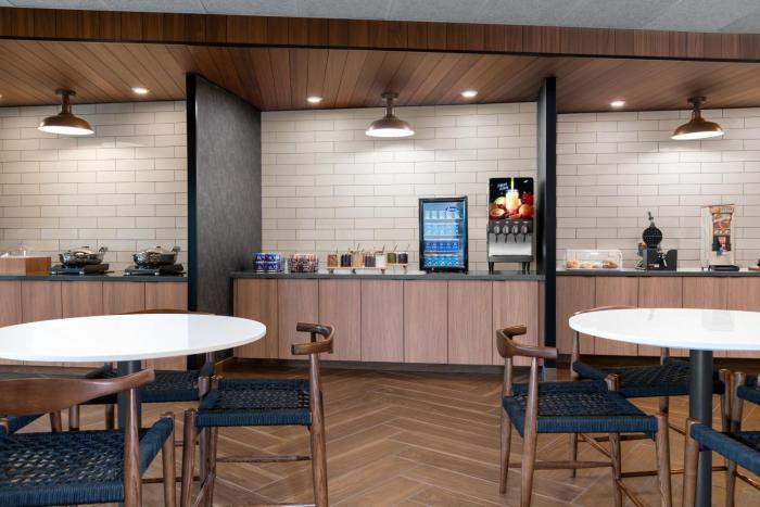 fairfield inn and suites by marriott sioux center
