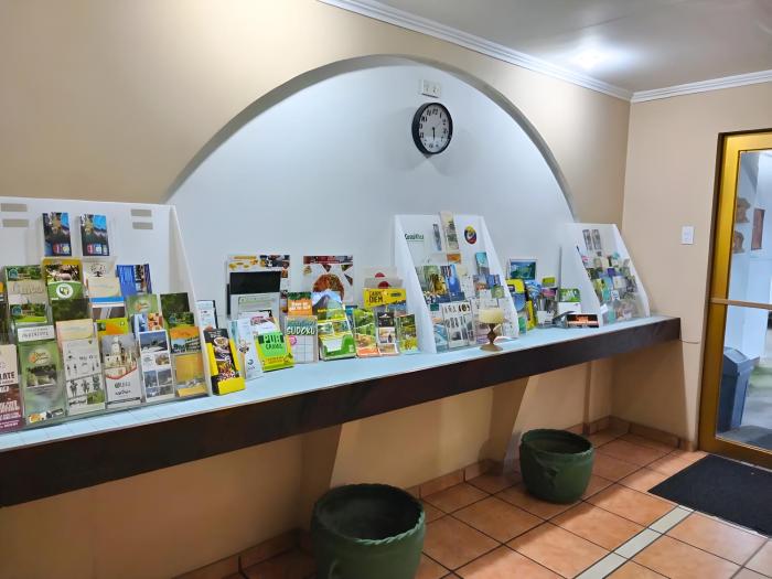 hotel puerta del sol san jose airport