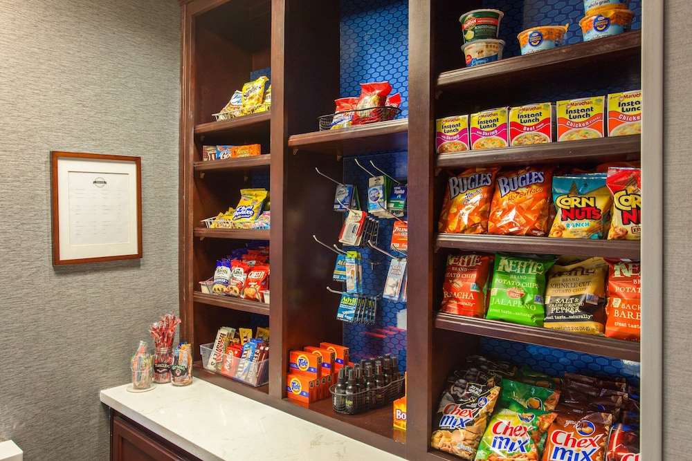 hampton inn and suites merced