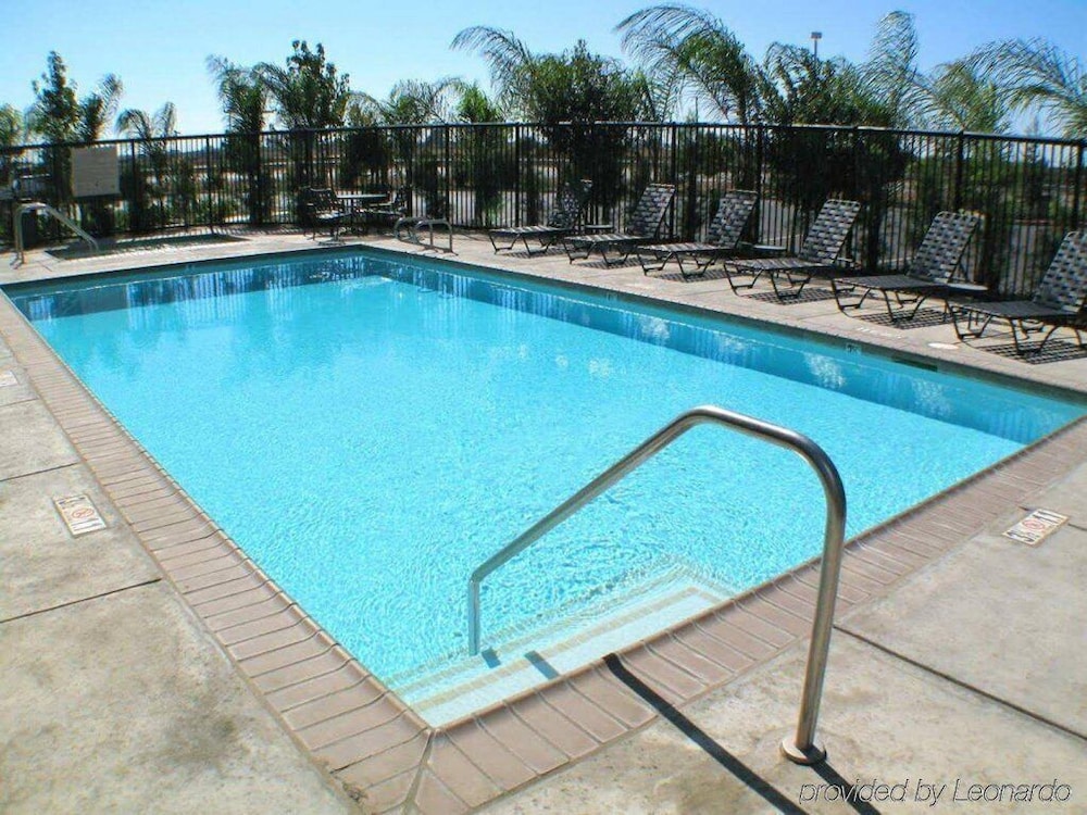 hampton inn and suites merced