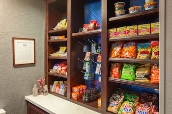 hampton inn and suites merced