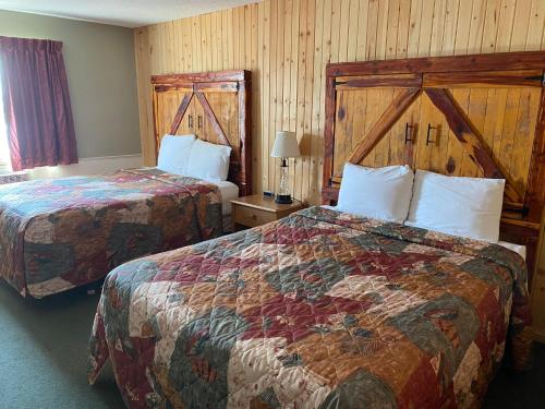 Celebrity Inn,Near St Mary Star Of The Sea Catholic Cathedral,2 star