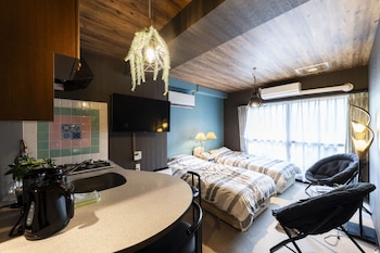 few days condominium 205