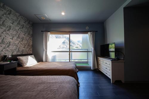 few days condominium 205