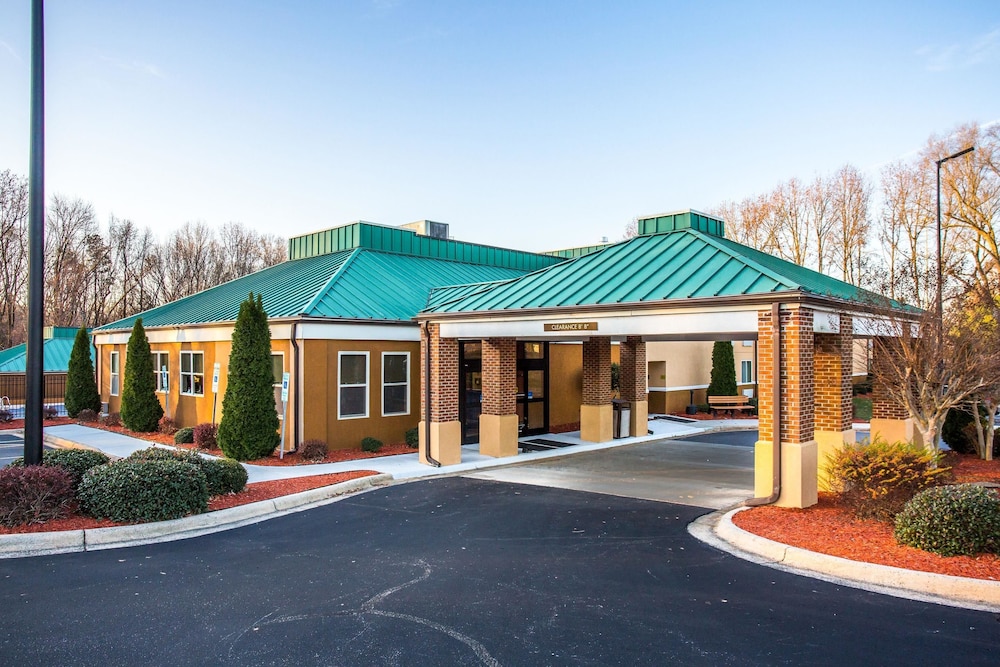 quality inn asheboro south