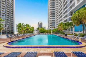 doubletree by hilton grand hotel biscayne bay