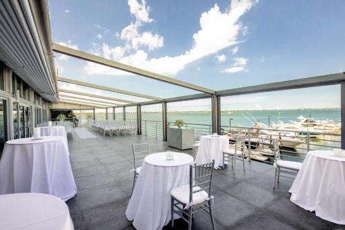 doubletree by hilton grand hotel biscayne bay