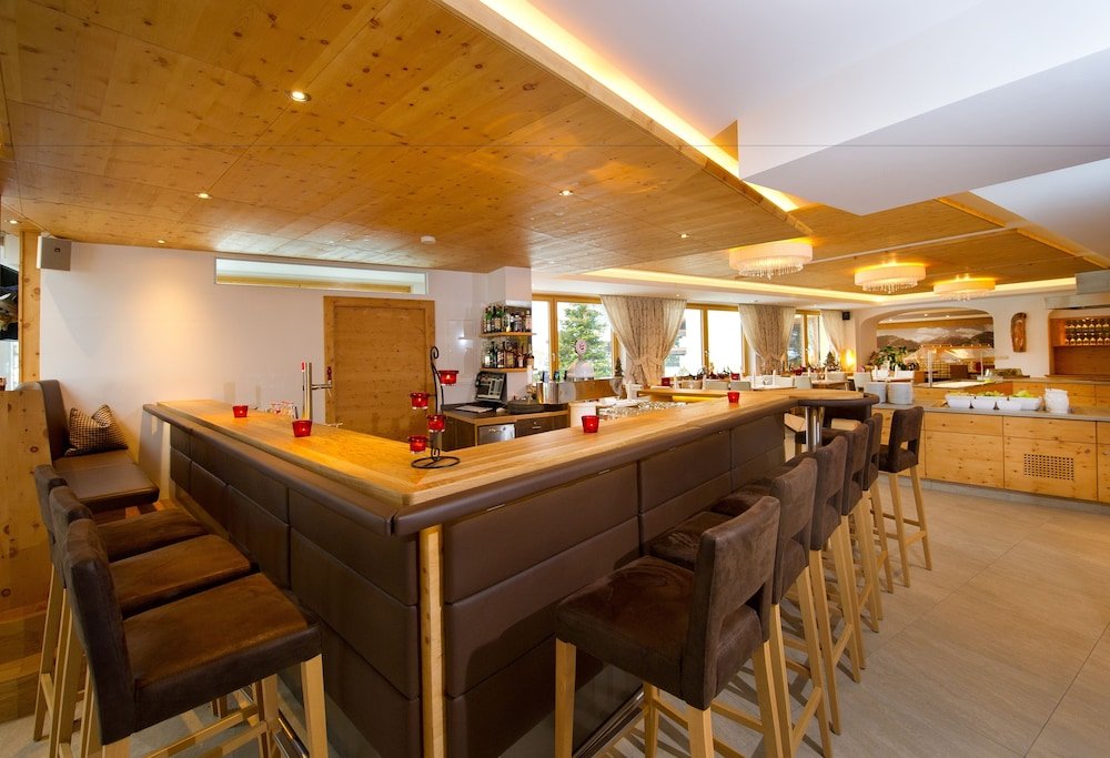 hotel alpina