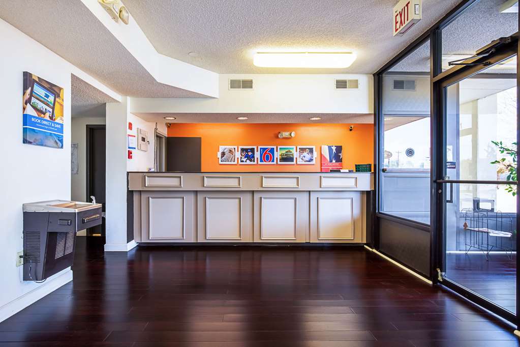 motel 6 covington tn