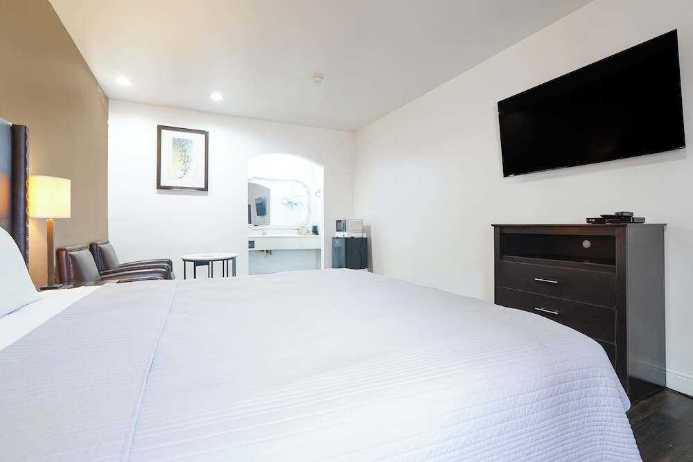 budget inn by oyo san augustine