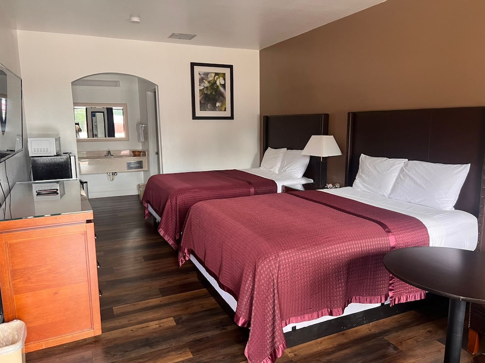 budget inn by oyo san augustine