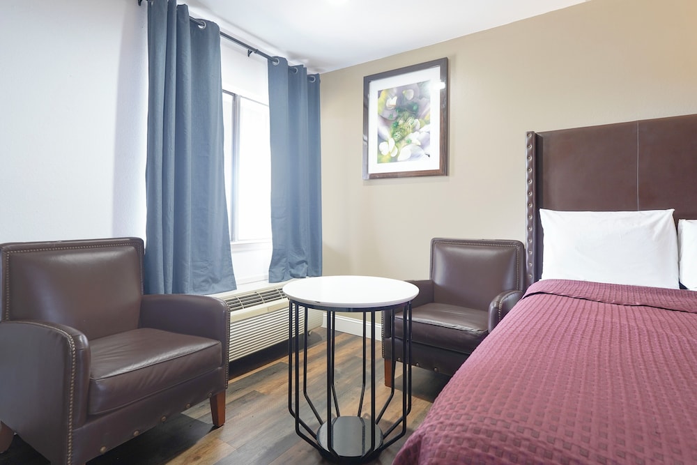 budget inn by oyo san augustine
