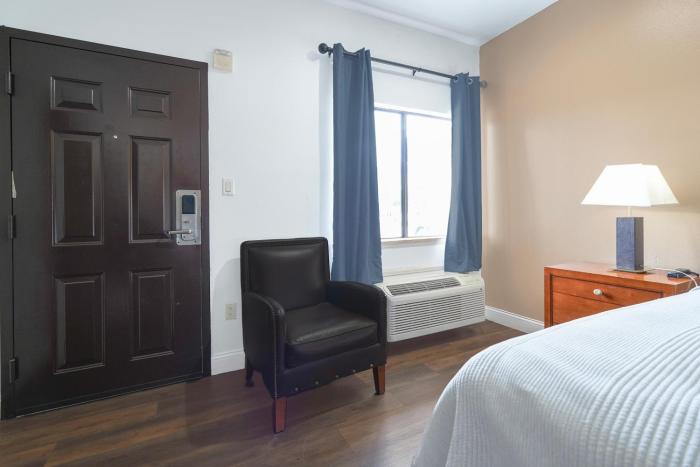 budget inn by oyo san augustine