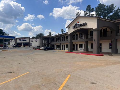 Budget Inn By Oyo San Augustine,San Augustine>>Center,2 star