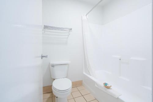 budget inn by oyo san augustine