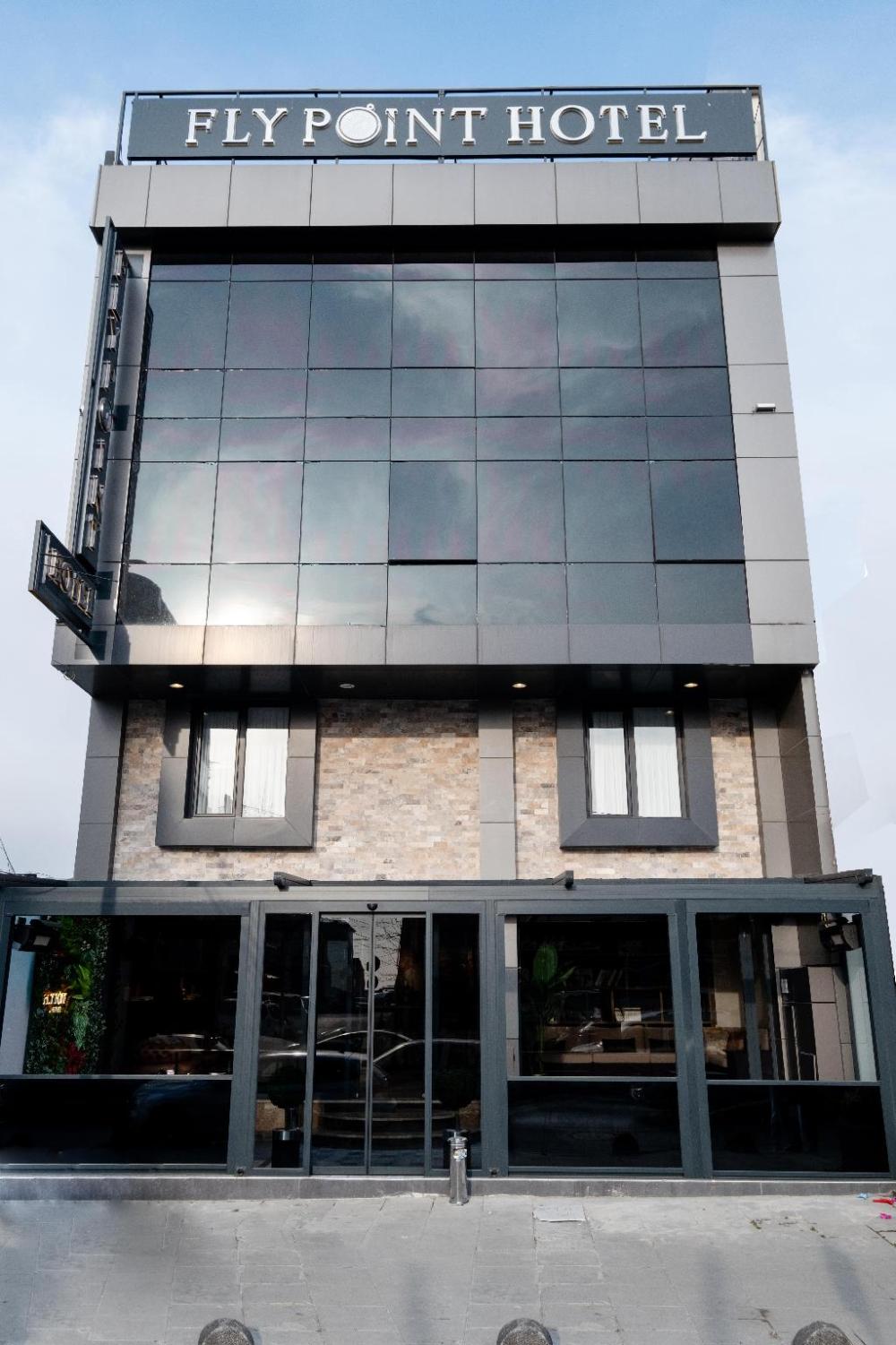 fly point airport hotel