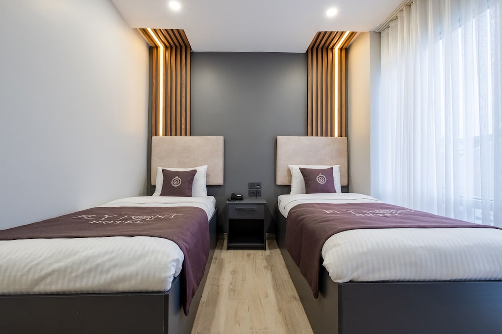 fly point airport hotel