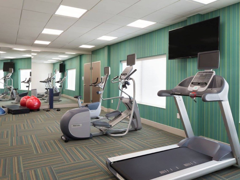 holiday inn express hotel and suites canton an ihg hotel