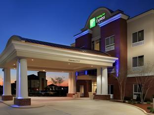 holiday inn express hotel and suites canton an ihg hotel