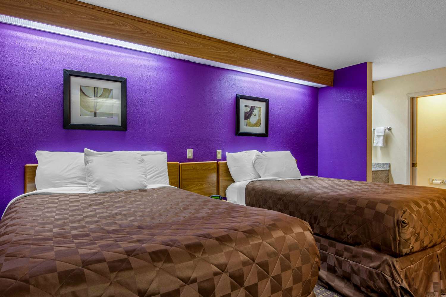classic inn by oyo i 240 near memphis airport