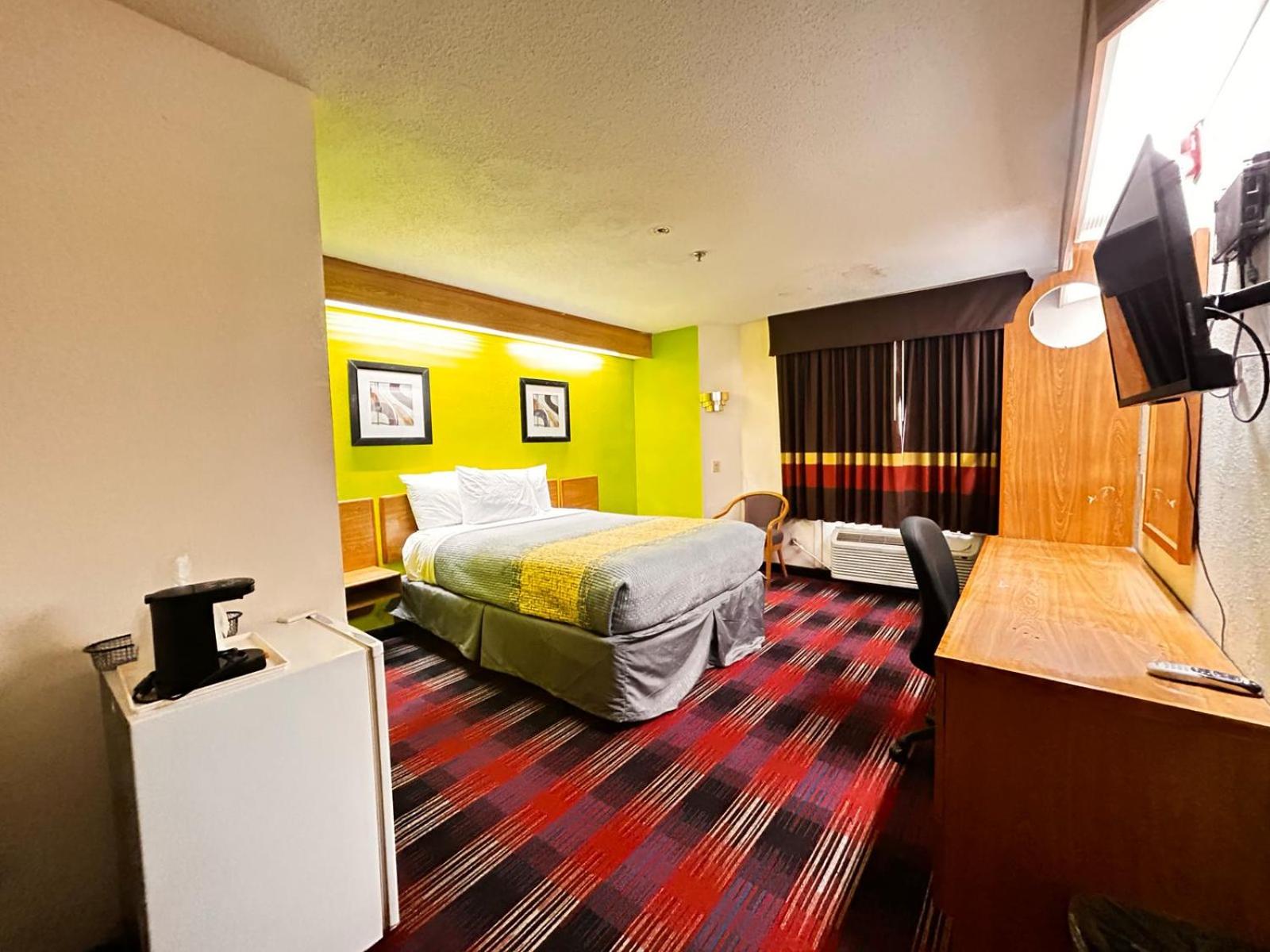 classic inn by oyo i 240 near memphis airport