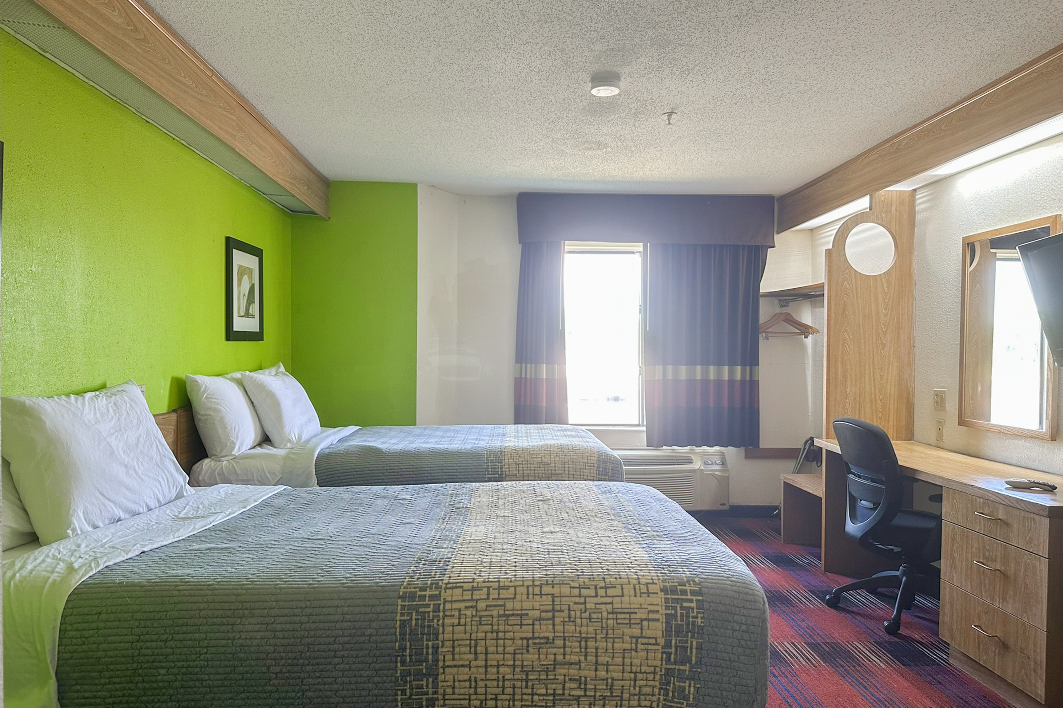 classic inn by oyo i 240 near memphis airport