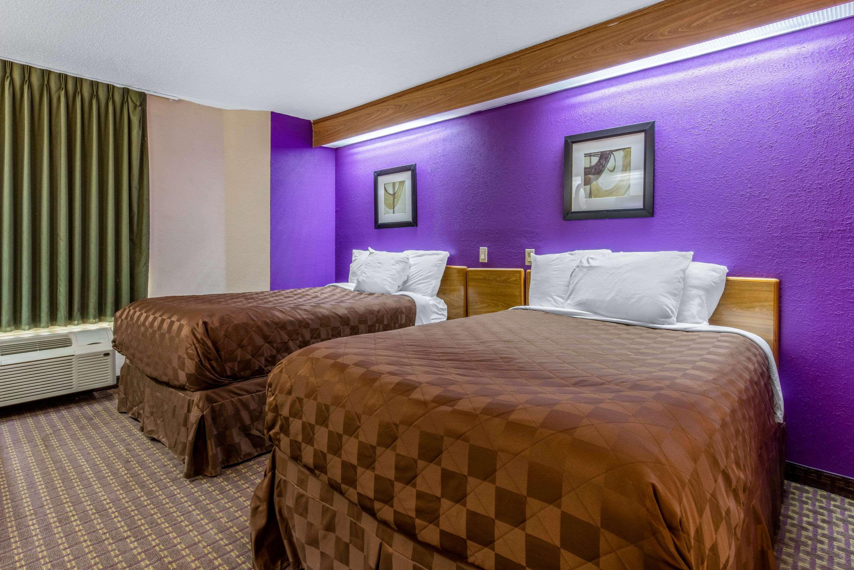 classic inn by oyo i 240 near memphis airport