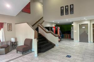 classic inn by oyo i 240 near memphis airport