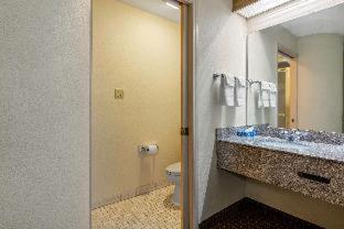 Classic Inn By Oyo I- 240 Near Memphis Airport,5119 American Way,2 star