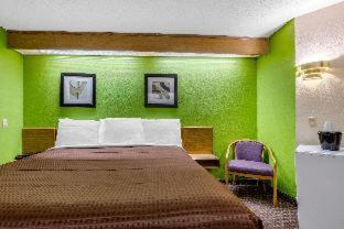 Classic Inn By Oyo I- 240 Near Memphis Airport,5119 American Way,2 star