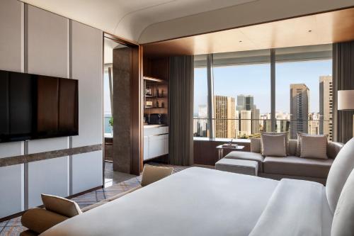 four seasons hotel dalian