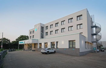 friends hotel dusseldorf airport ratingen