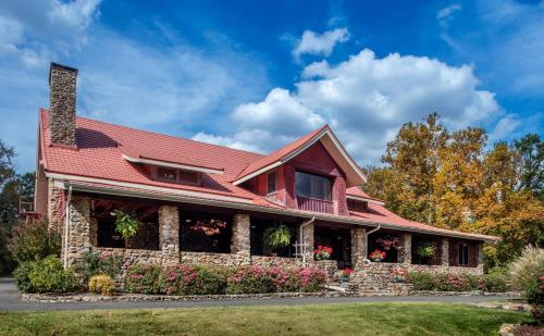 hilltop manor bed and breakfast