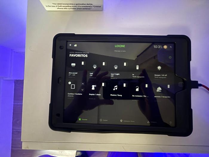 futurotel granada dreams