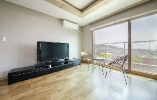 ganghwado ari house pension